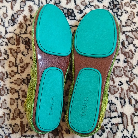 Custom green/yellow vegan Tieks, size 7 - Picture 8 of 8